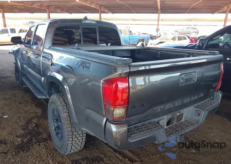 2016 Toyota Tacoma Trd Sport z USA, uszkodzony, nr VIN 3TMDZ5BN3GM005438